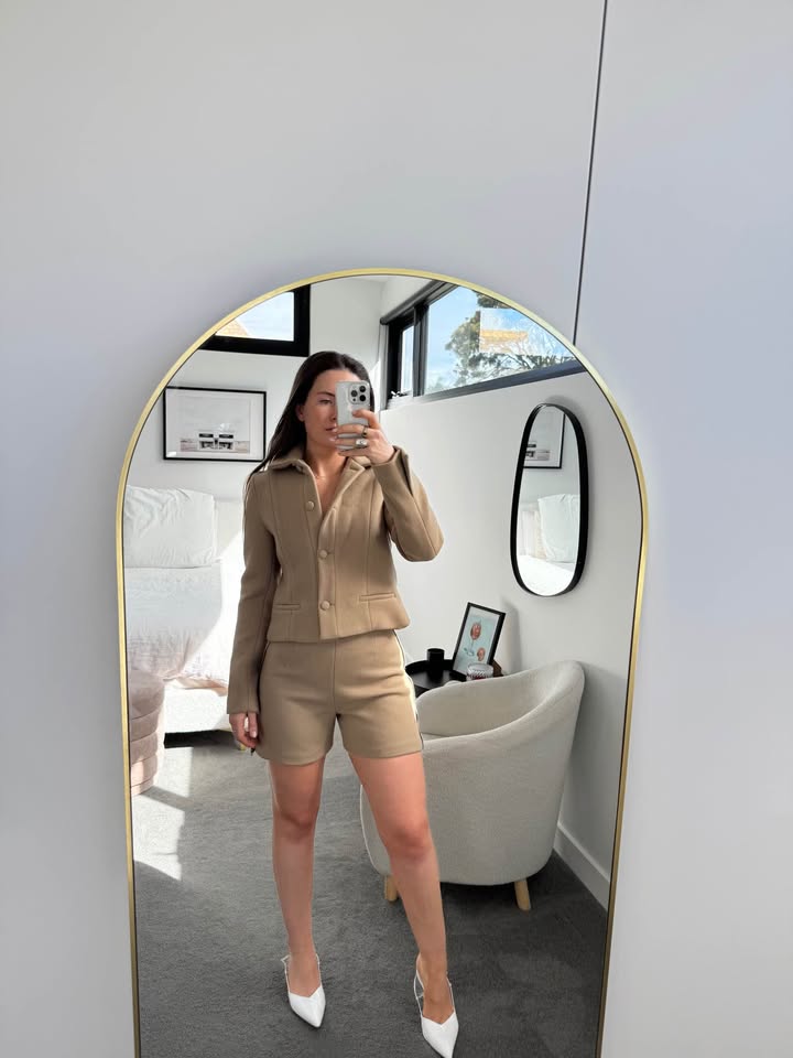 She Jacket & Skort Set - size 8