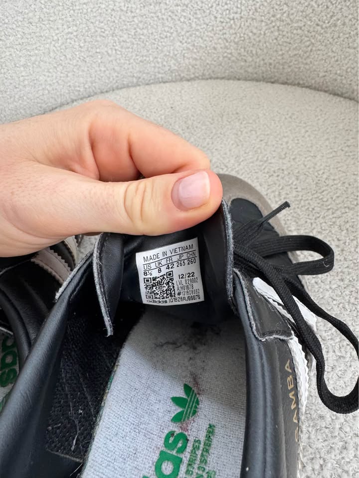 Adidas Samba - size 42