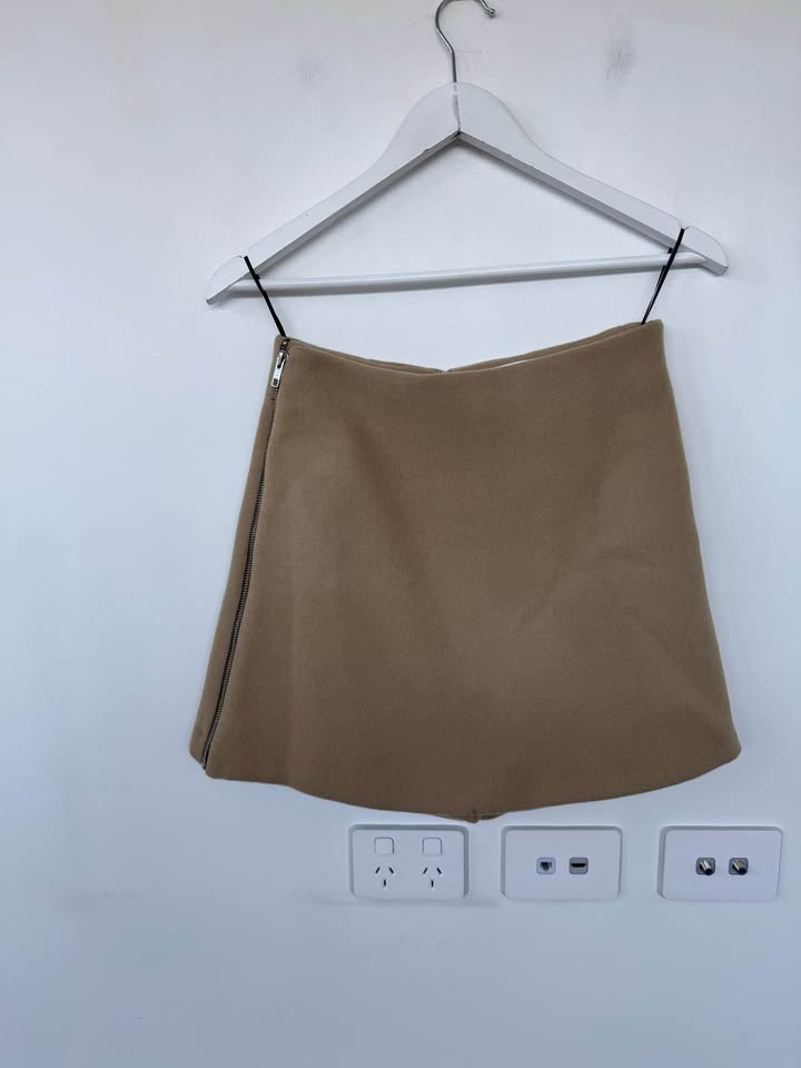 She Jacket & Skort Set - size 8