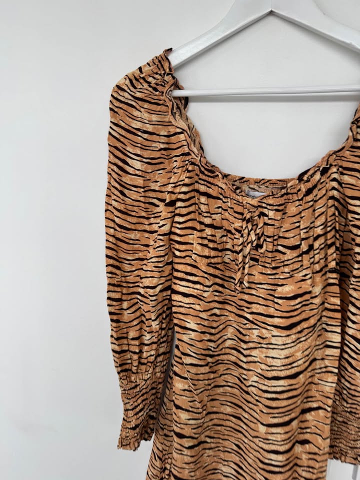 Faithful the brand mini dress - size 8