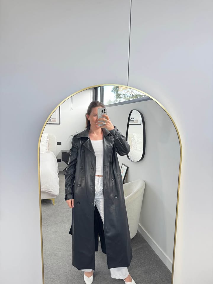 Bianca & Bridgett Faux Fur Trench - size 8