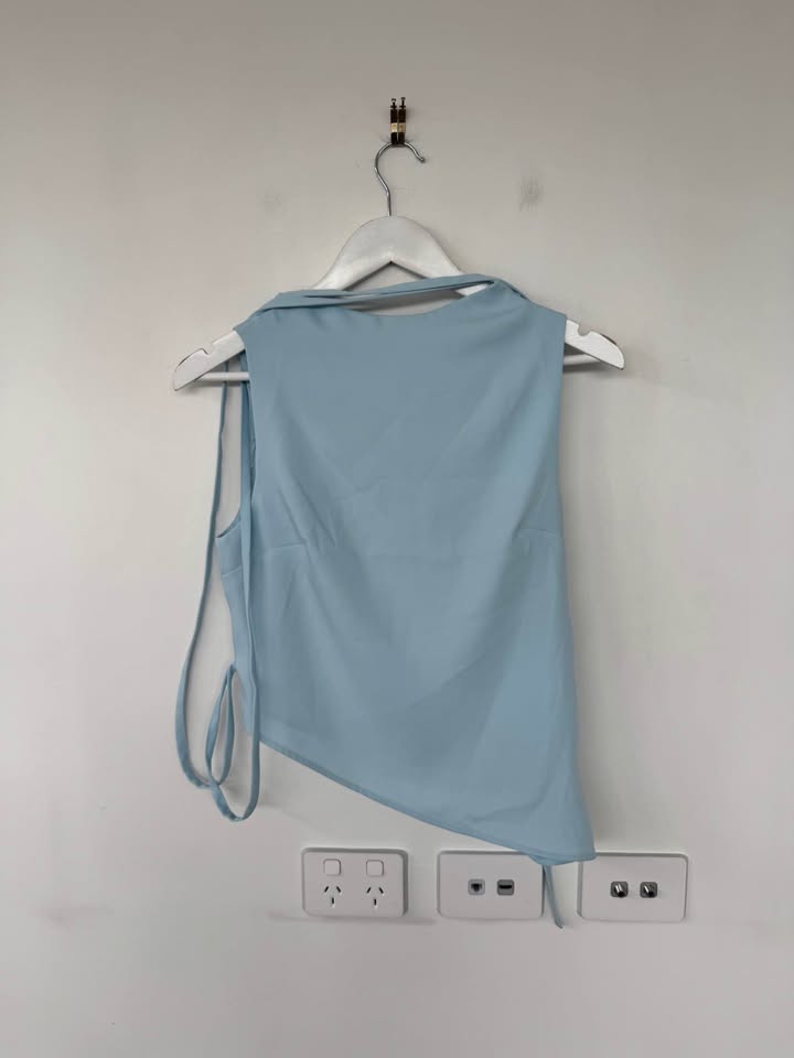 Kookai Top - size 8