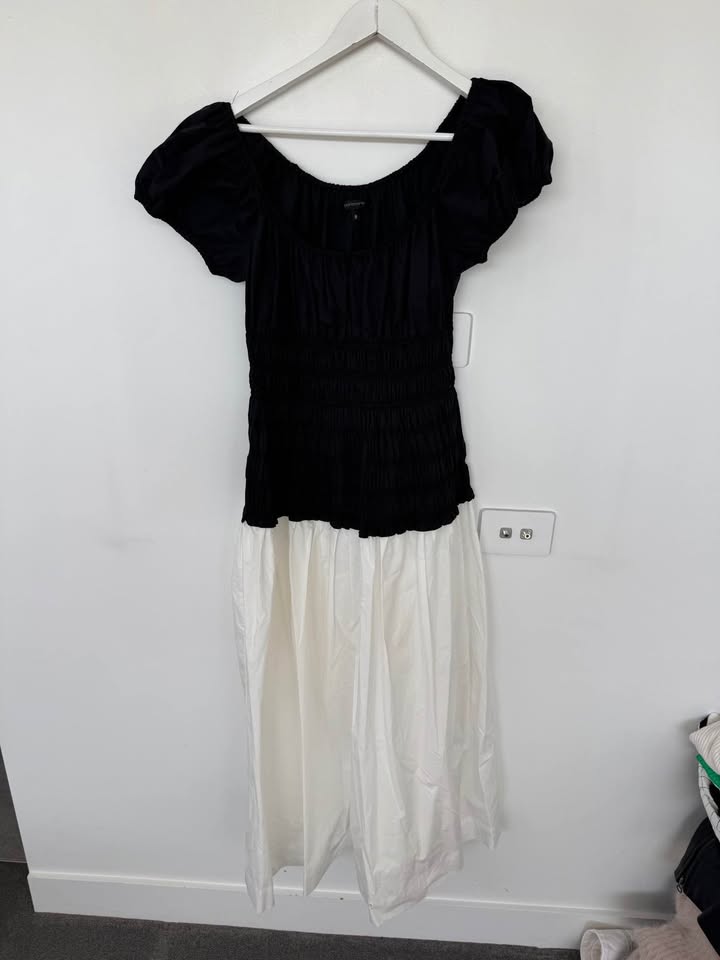 Portmans Dress - size 8