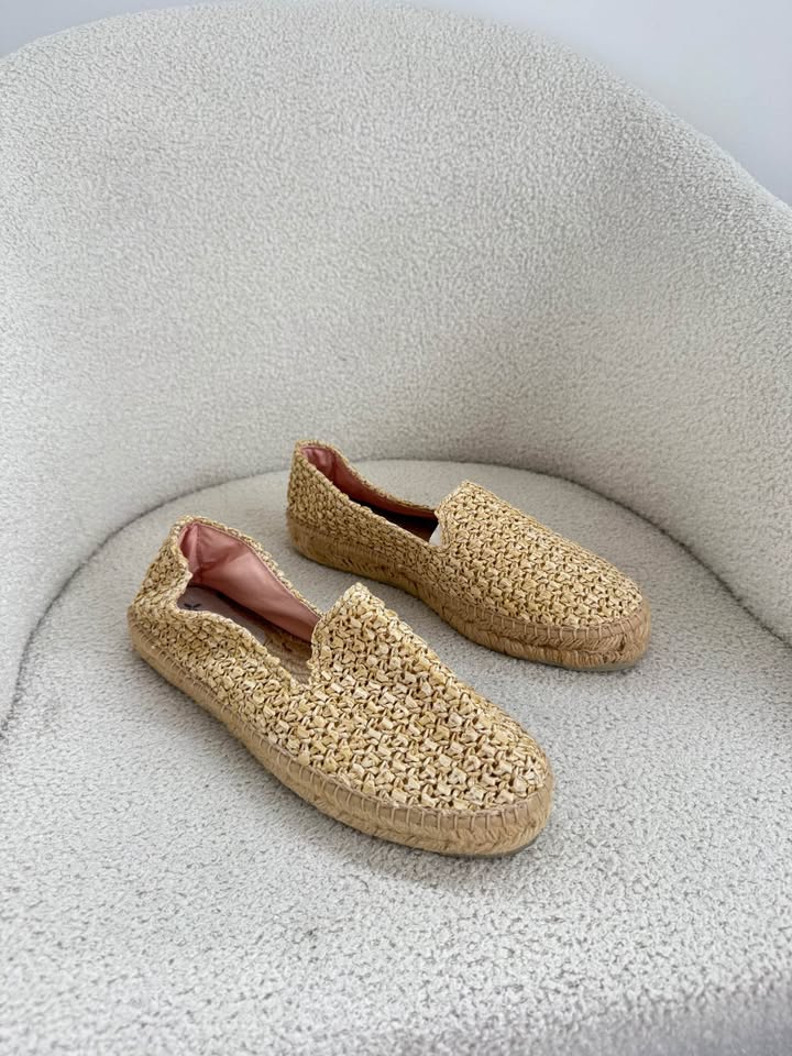 Manebi Shoes - size 40