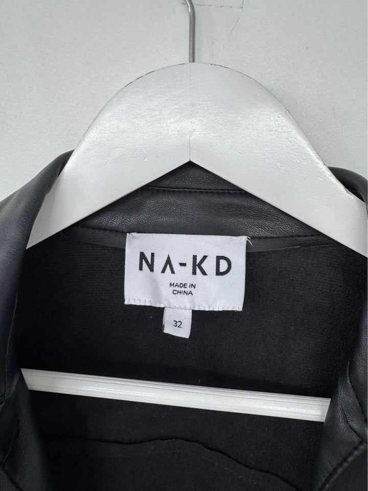 NA-KD Wrap Top - size 32 (6)