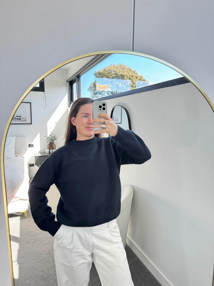 Venroy Jumper - size medium