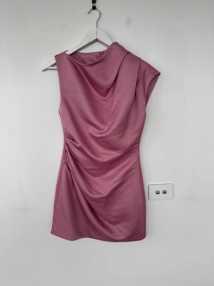 Elliatt Mini Dress - size small
