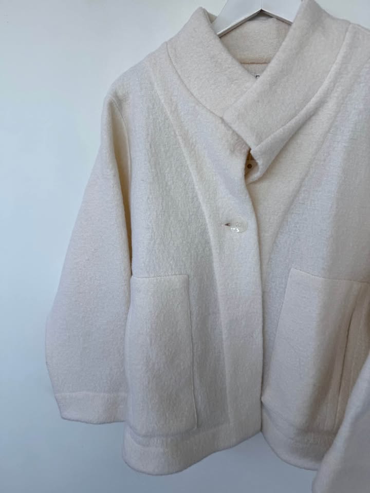 Eder Jacket - size small BNWT