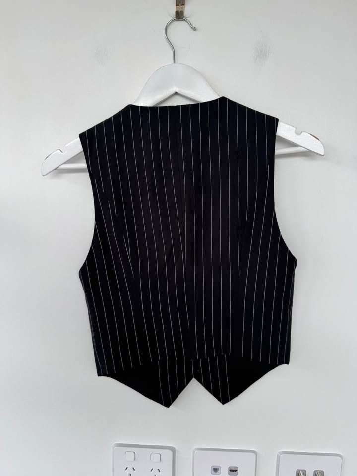 Mossman Vest - size 6