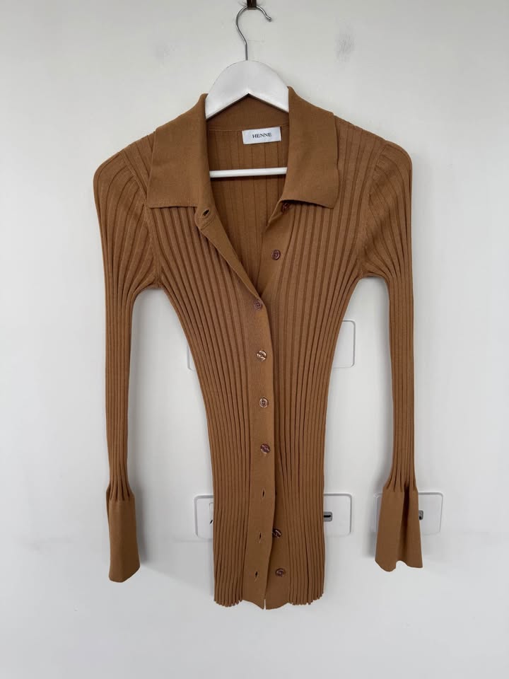 Henne Top - size 6