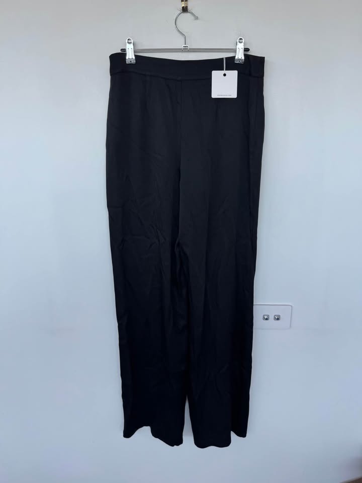 Eder Pants - size 8 BNWT