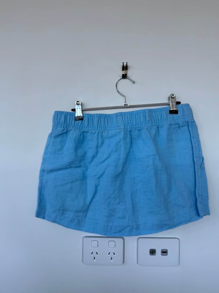 Venroy Skirt - size small