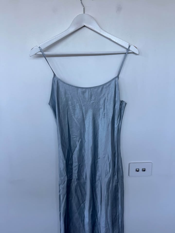 Venroy Slip Dress - size medium