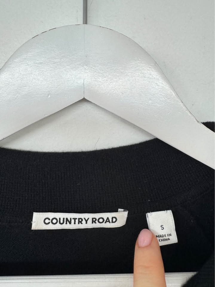 Country Road Cashmere Polo - size small