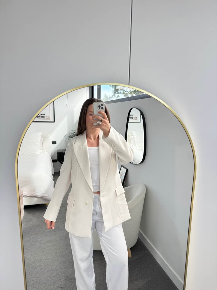 Witchery Blazer - size 6