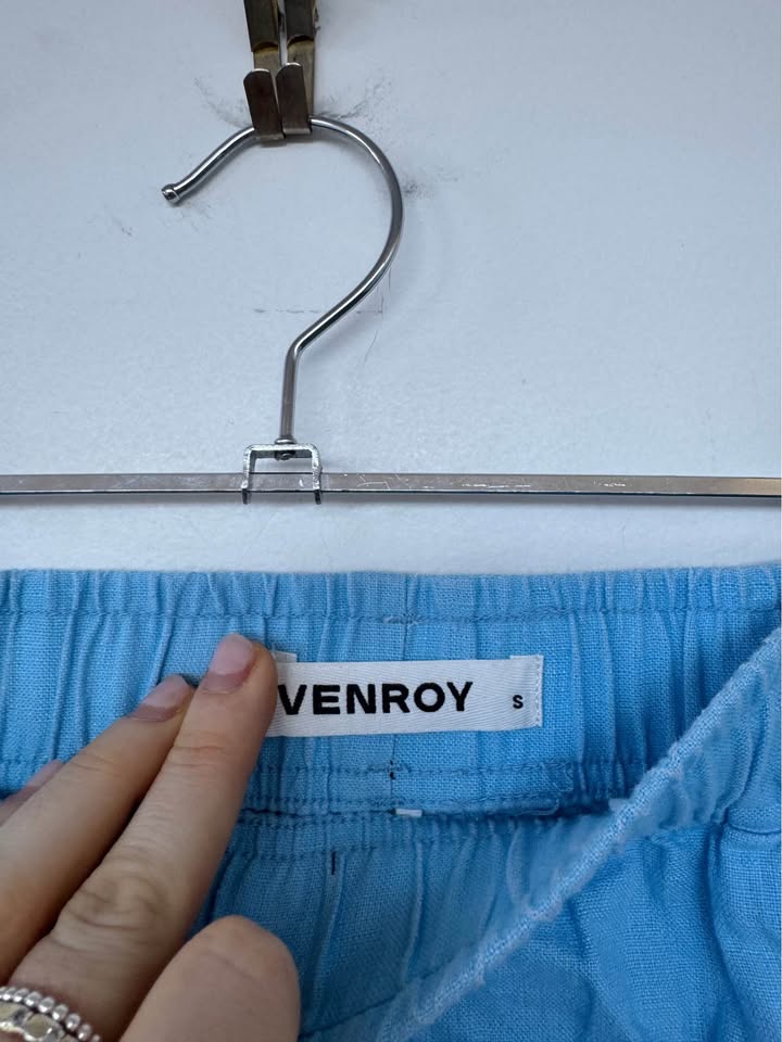 Venroy Skirt - size small