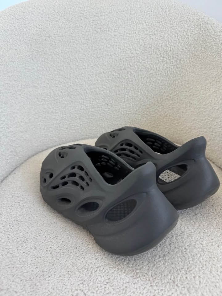 Adidas Yeezy Shoe - size 40.5