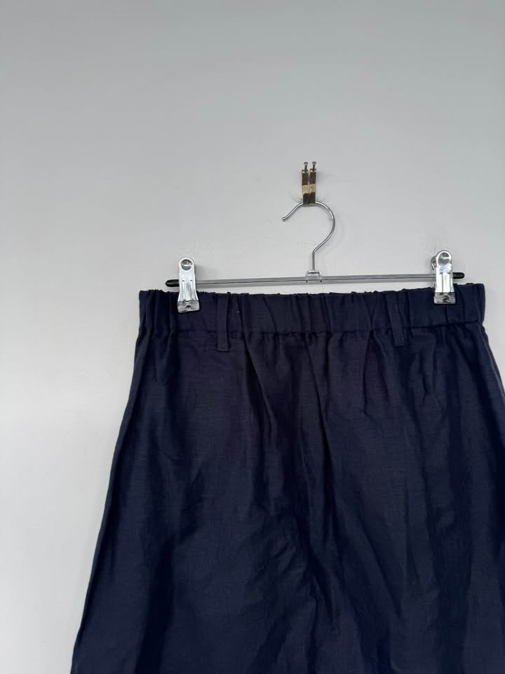 Yarra Trail Line Skirt - size 8 BNWT