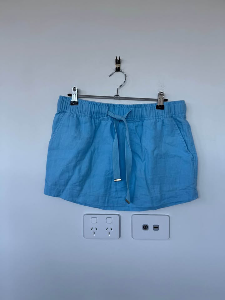 Venroy Skirt - size small