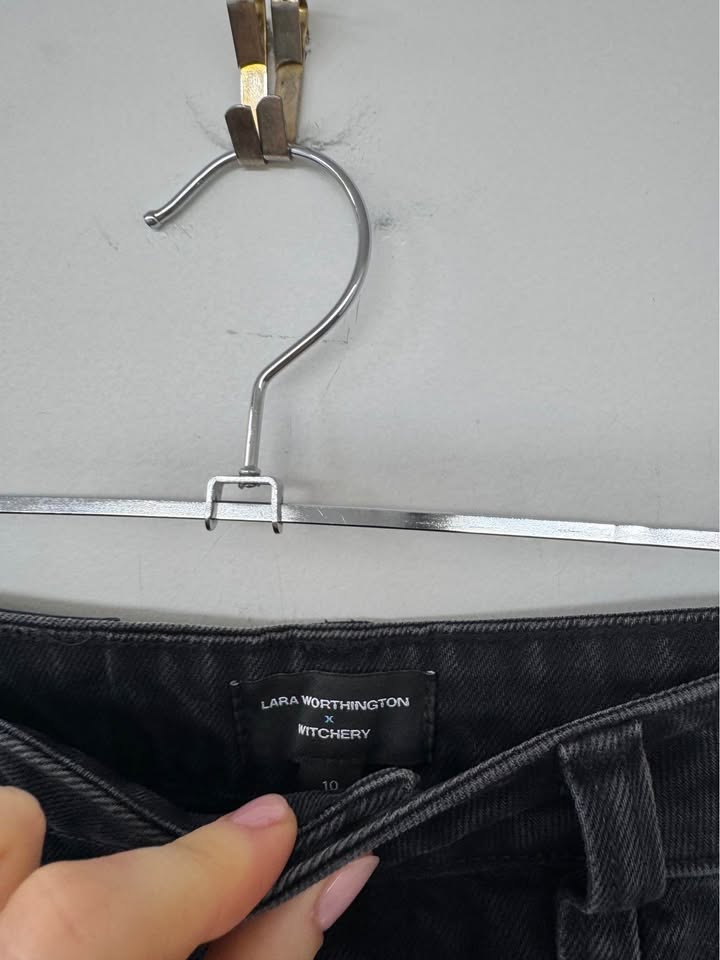 Witchery X Lara Worthington Jeans - size 10