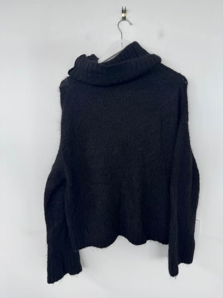 Second Female Jumper - size medium