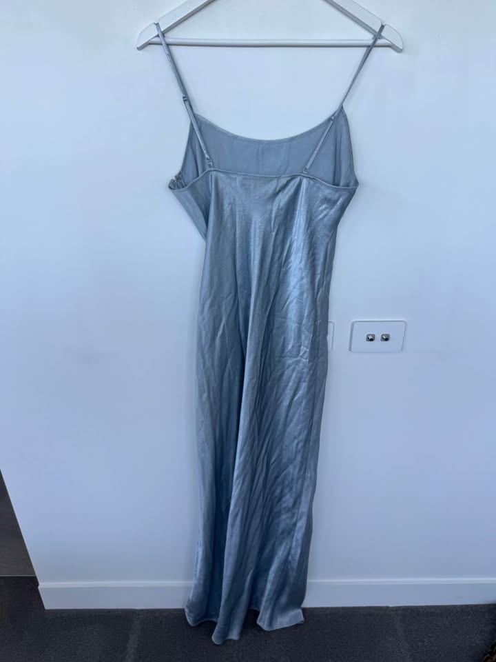 Venroy Slip Dress - size medium