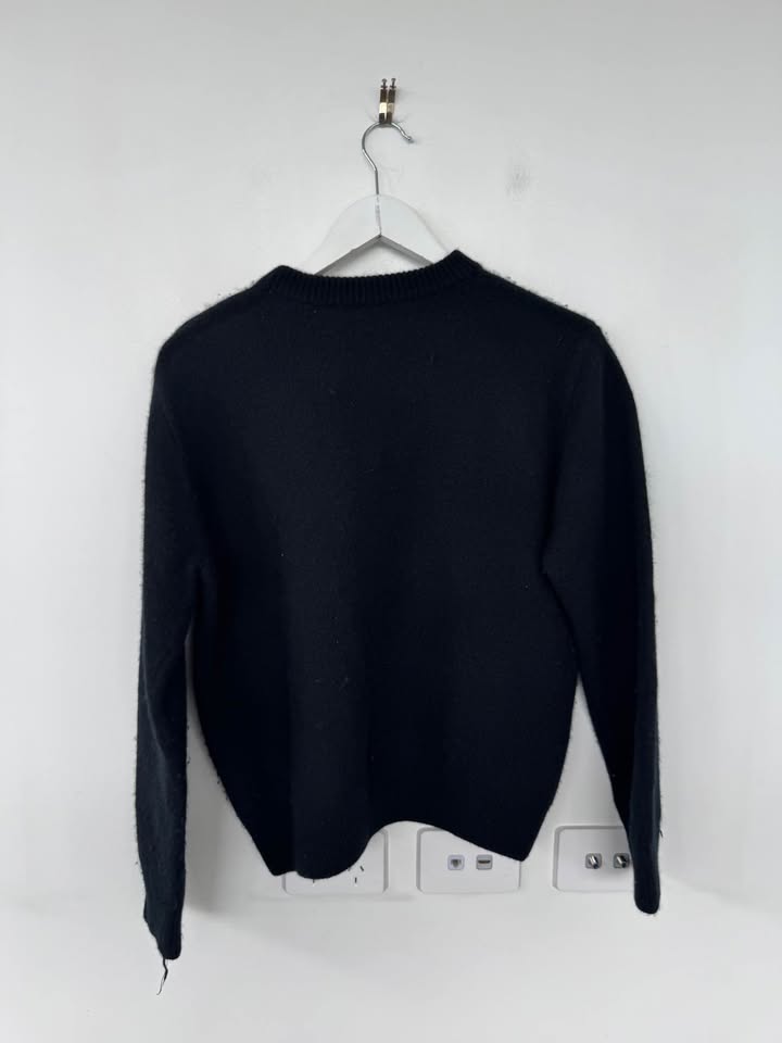Venroy Jumper - size medium