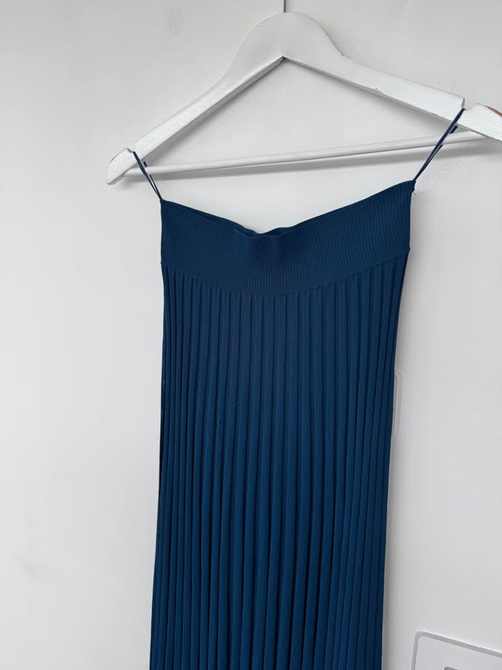 Scanlan Theodore Knit Skirt - size small