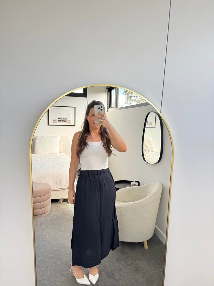 Yarra Trail Line Skirt - size 8 BNWT