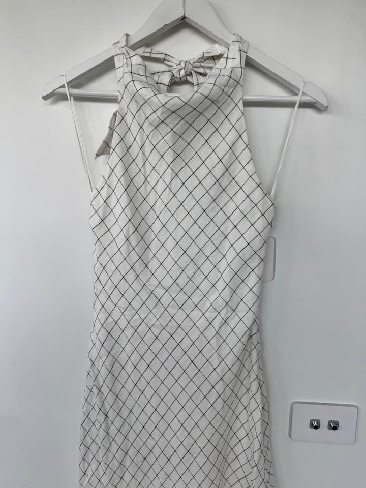 Witchery Dress - size 6