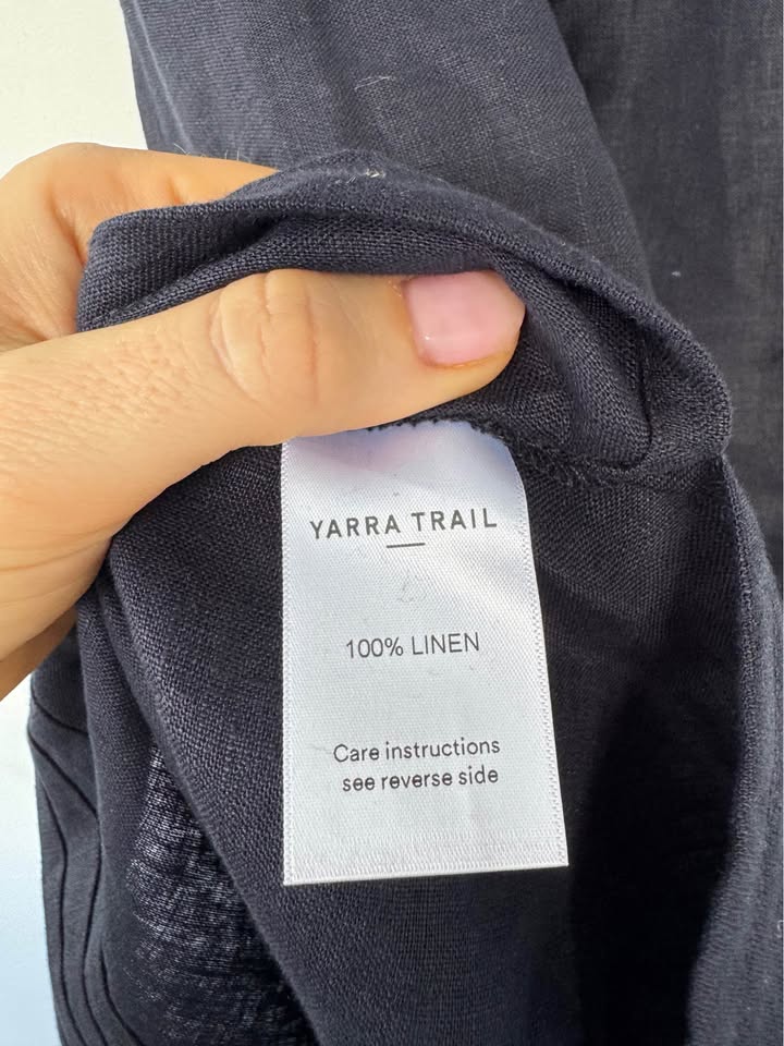 Yarra Trail Line Skirt - size 8 BNWT
