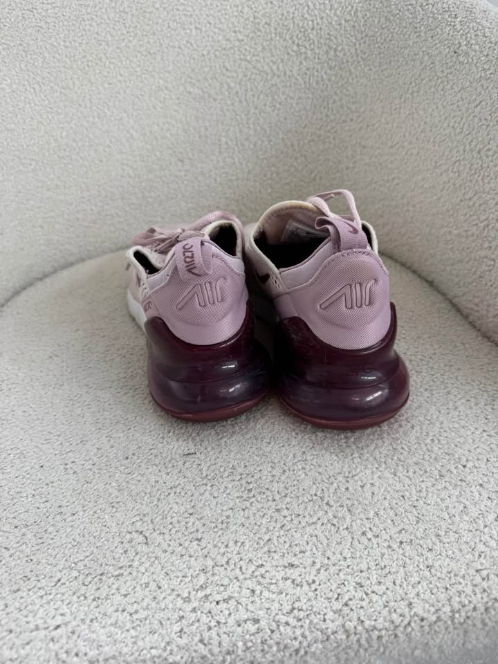Nike Runners - size 40.5
