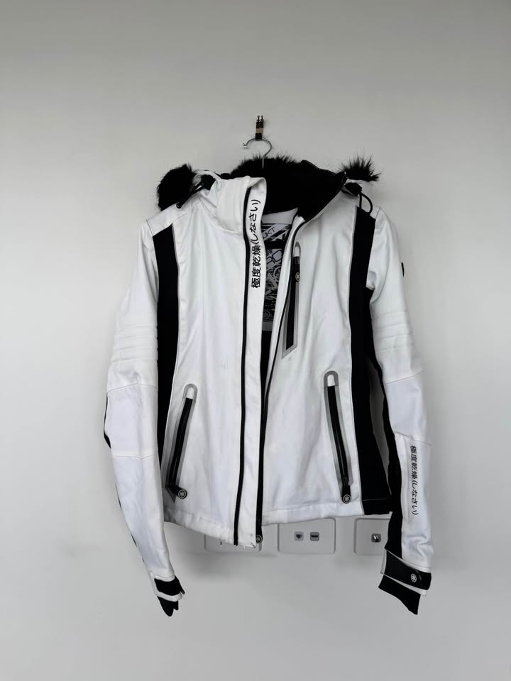 Super Dry Ski Jacket - size 12