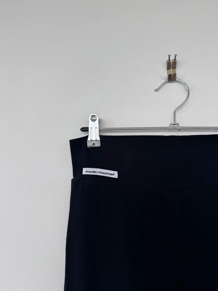 Mode Mischief Pants - size XS