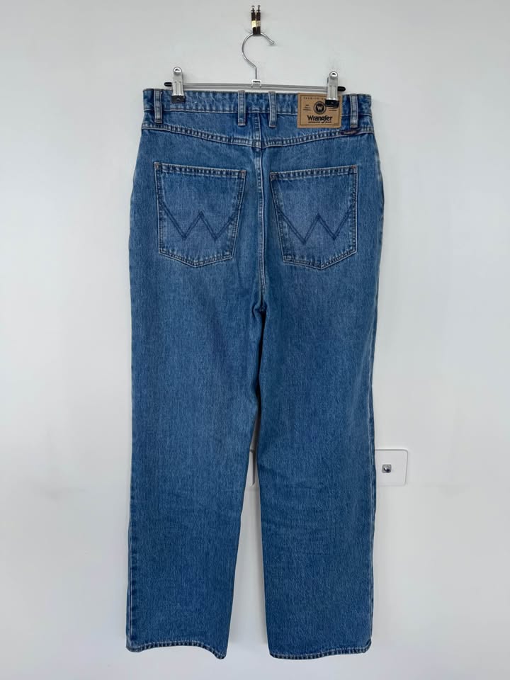 Wrangler Jeans - size 10