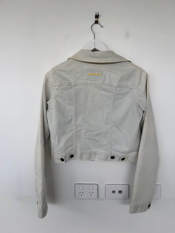 Camilla and Marc Jacket - size 24 (6)