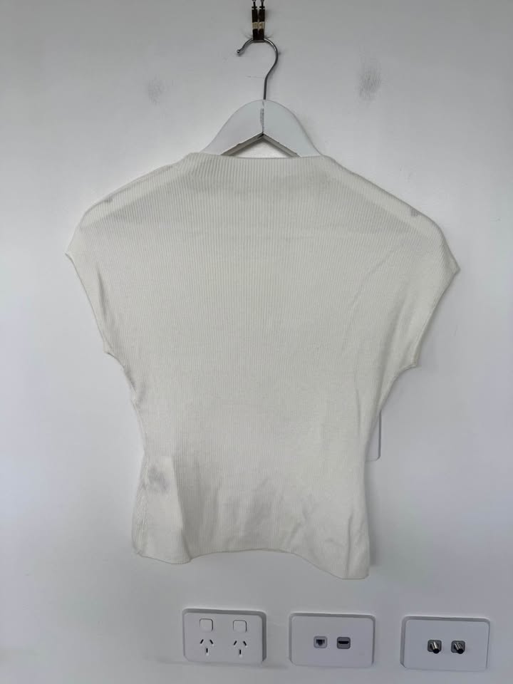 Onte Top - size small