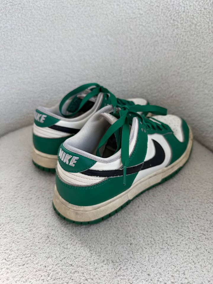 Nike Runners - size 40.5 Limited Edition