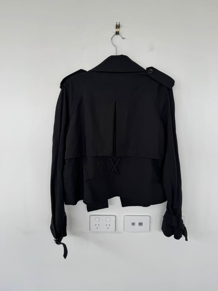 Witchery Cropped Trench - size 10