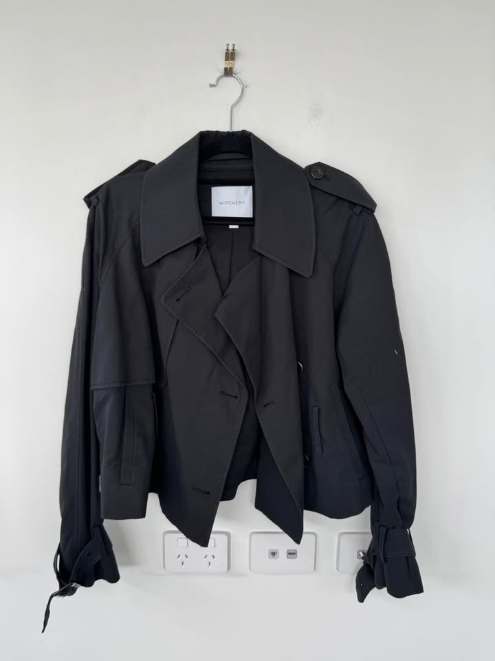 Witchery Cropped Trench - size 10