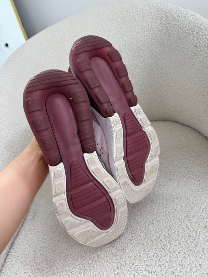 Nike Runners - size 40.5