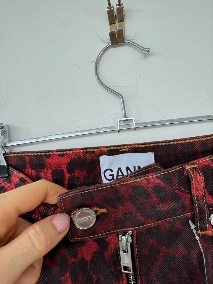 Ganni Jeans - size 26 BNWT