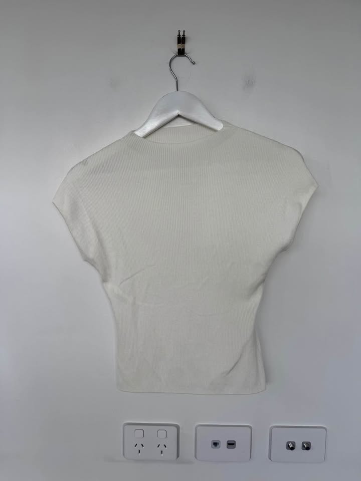 Onte Top - size small