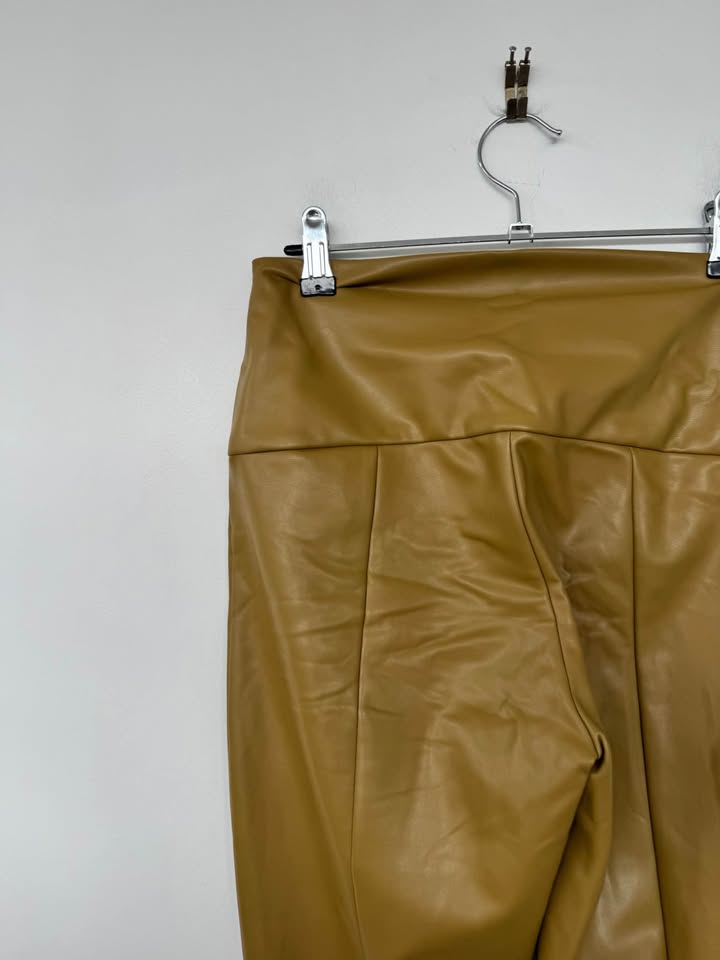 Norma Komali Suit - size XS/S